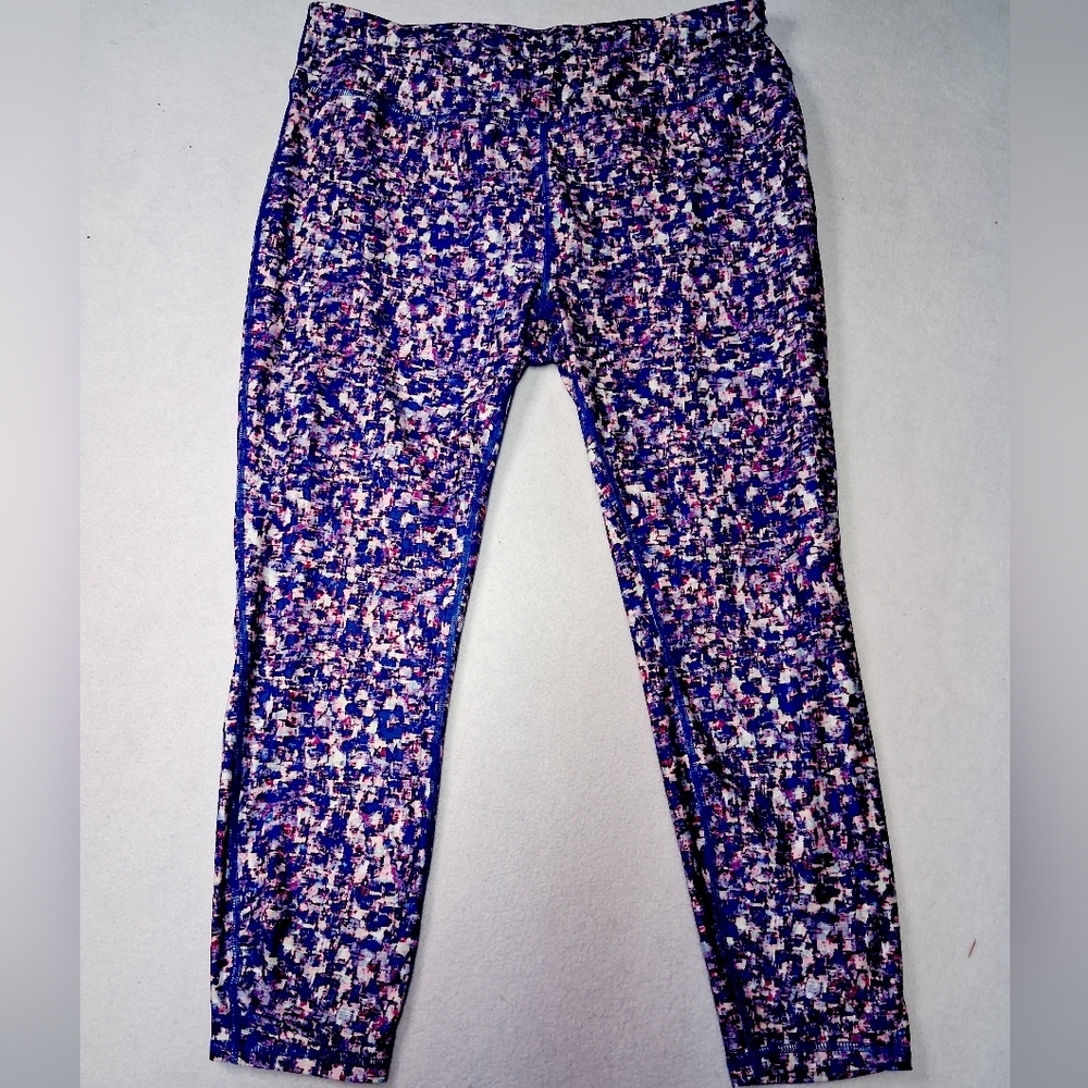 4/20$ ➡️ Iviva Women's Multicolor Patterned Leggings